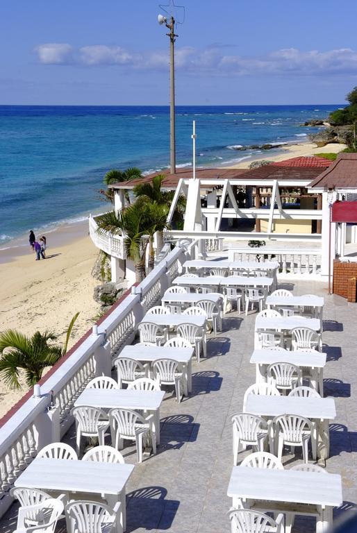 Beach Resort Morimar Yomitan Buitenkant foto