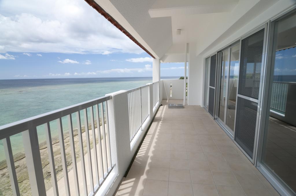 Beach Resort Morimar Yomitan Buitenkant foto
