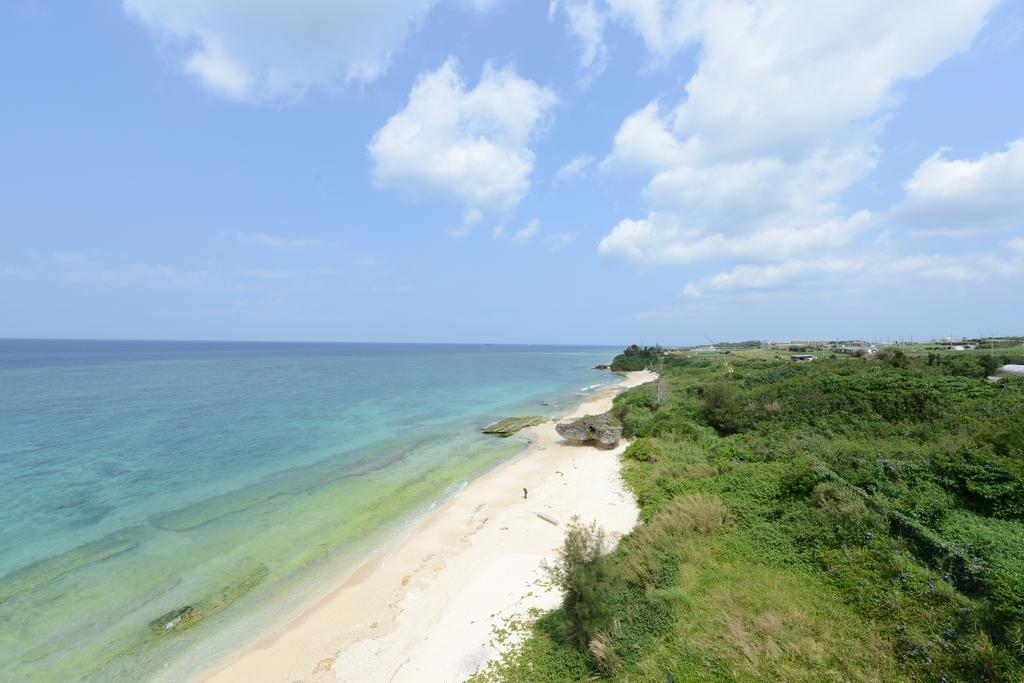 Beach Resort Morimar Yomitan Buitenkant foto