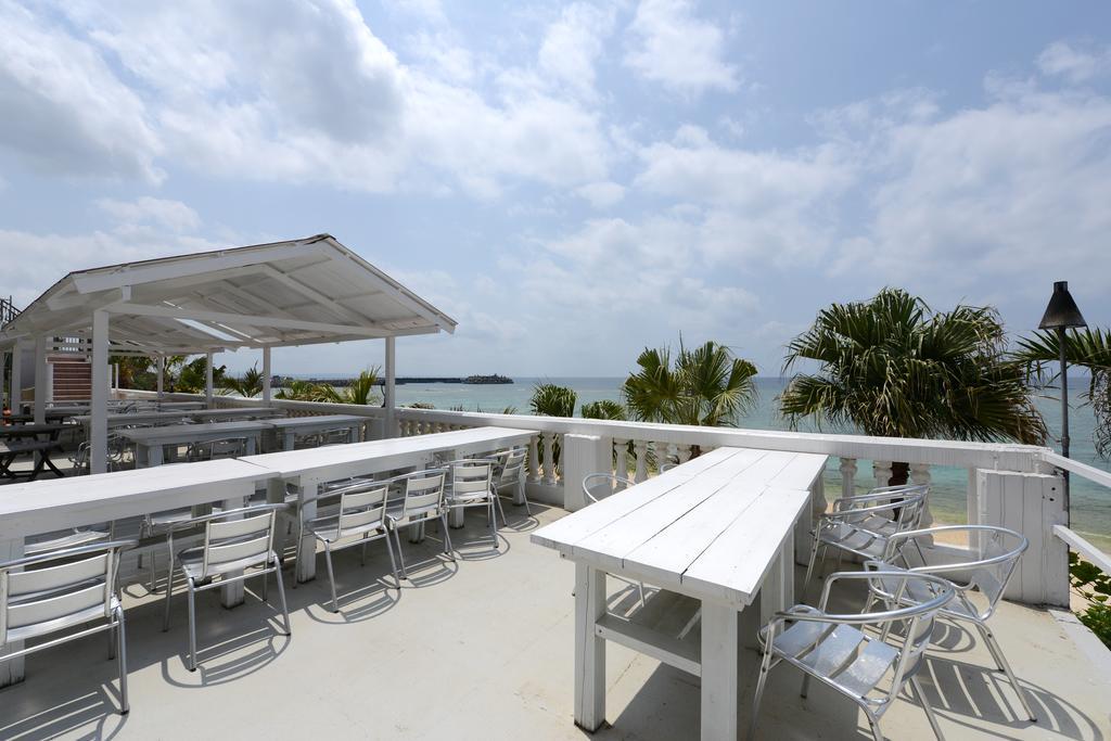 Beach Resort Morimar Yomitan Buitenkant foto